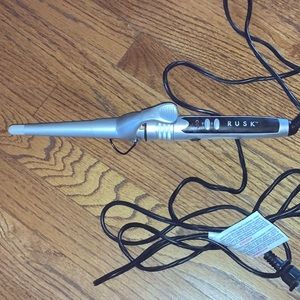 Rusk Curling Iron